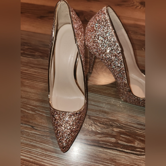 NEW Item!!!Charlotte Russe Rose Gold Sparkle Pumps  Size 9 - Picture 7 of 8